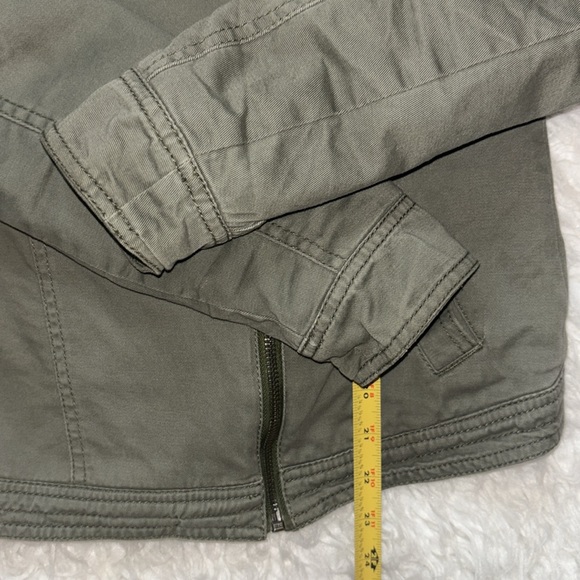 Hollister California🦅 Quilted Sherpa Full-Zip Jacket, Size M - Picture 9 of 16